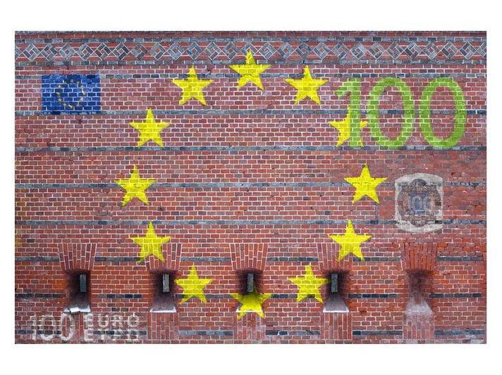 bani-euro-zid, Foto: Dreamstime
