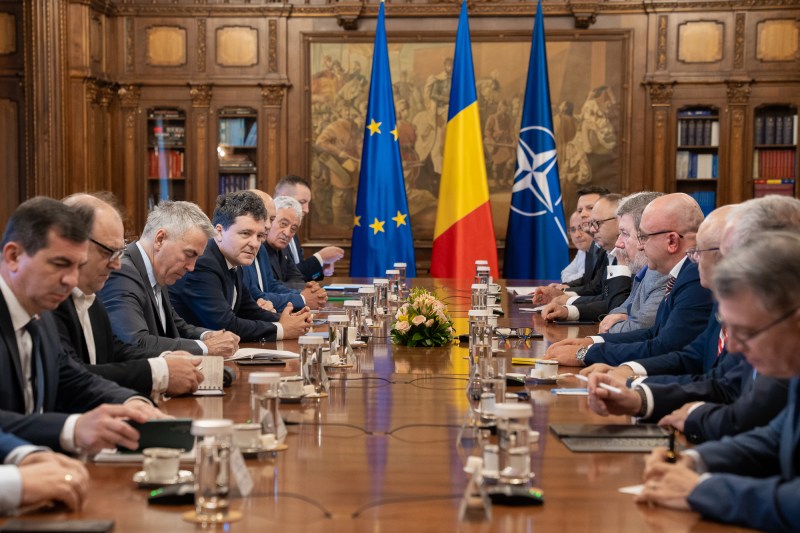 „Nu mai este timp pentru microchirurgie” / Ce le-a atras atenția Nicușor Dan liderilor sindicali, la discuțiile de la Cotroceni