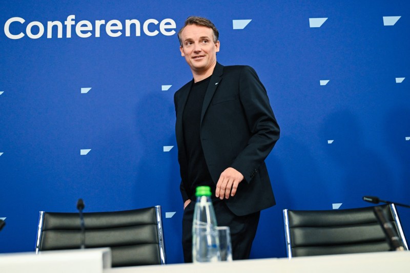 Șeful celei mai mari companii din Europa toarnă apă rece pe ambițiile UE privind centrele de date: „E complet nebunesc”